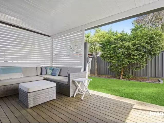 Rental! 1/33 Oakes Street, Kariong Townhouse for rent Listed.
