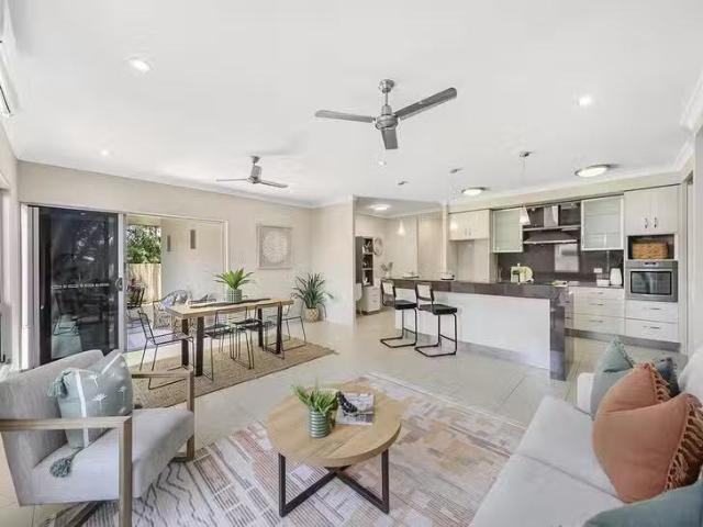 Deal! 13 15 Kahana Avenue, Burdell, QLD 4818
