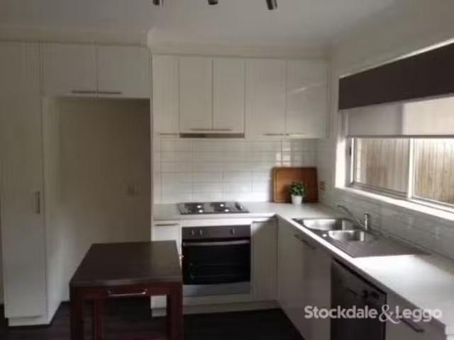 Cheap 1/3 5 Wandana Drive, Wandana Heights, VIC 3216