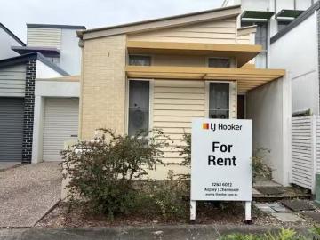 Charming 13 Conimbla Street, Fitzgibbon, QLD 4018