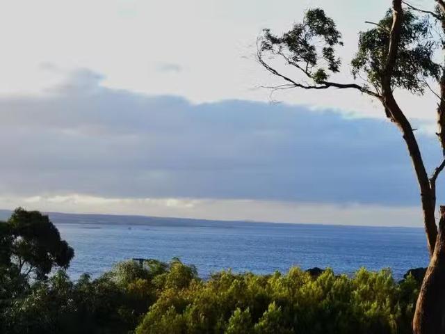 Cozy 13 Beven Heights, Binalong Bay, TAS 7216