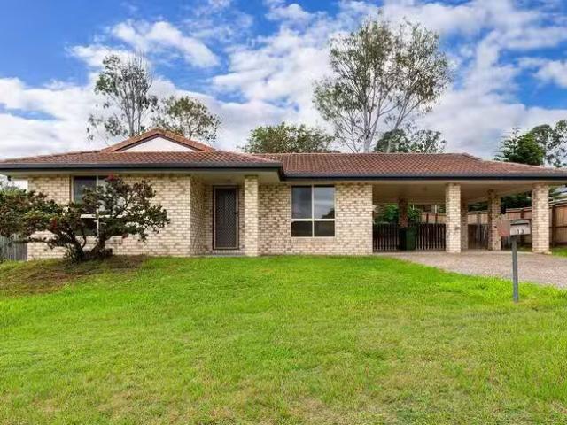 Deal! 13 Fossickers Court, Southside, QLD 4570