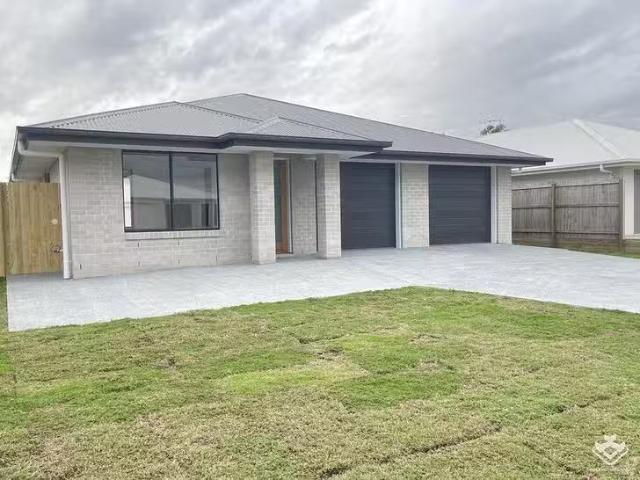 Deal! 13 Mali Way, Logan Village, QLD 4207