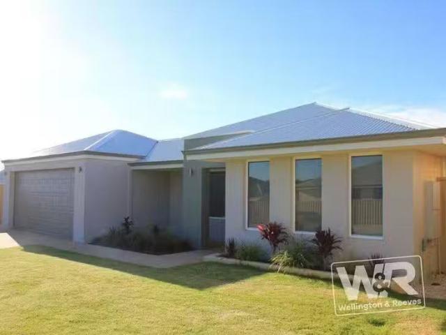 Cheap 13 Notley Street, Yakamia, WA 6330