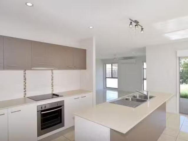 Deal! 13 Sundew Street, New Auckland, QLD 4680