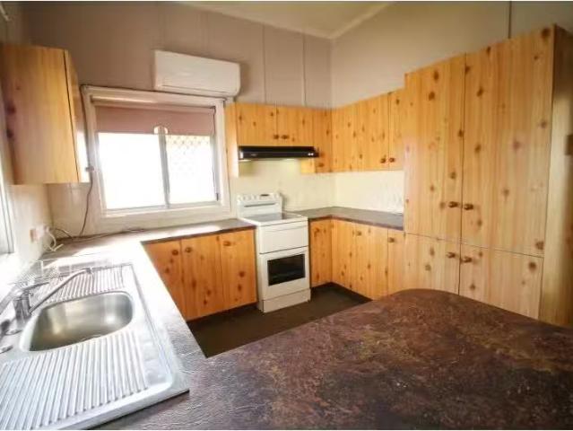 Just in! 13 Rawcliffe St, SINGLETON House for rent Listed by.