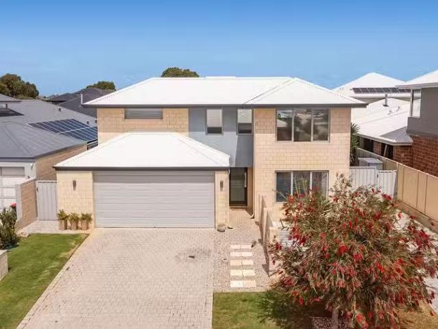 Charming 13 Wamberal Way, BURNS BEACH, WA 6028 House for Rent