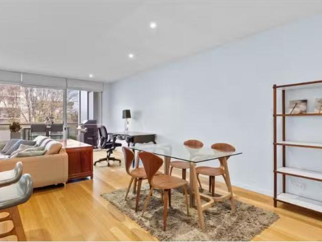 Just in! 14/47 Blackall Street, Barton Apartment for rent Lis.