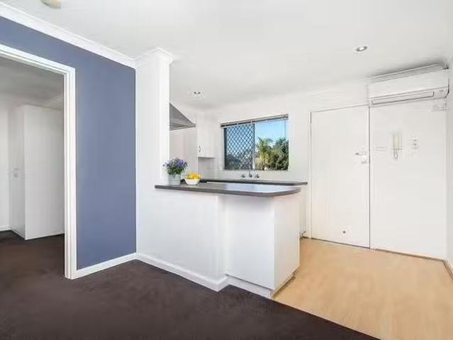 Cheap 144 North Beach Drive, Osborne Park, WA 6017