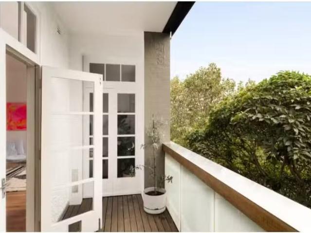Cheap 14/67 Bayswater Road, Rushcutters Bay Apartment for rent.
