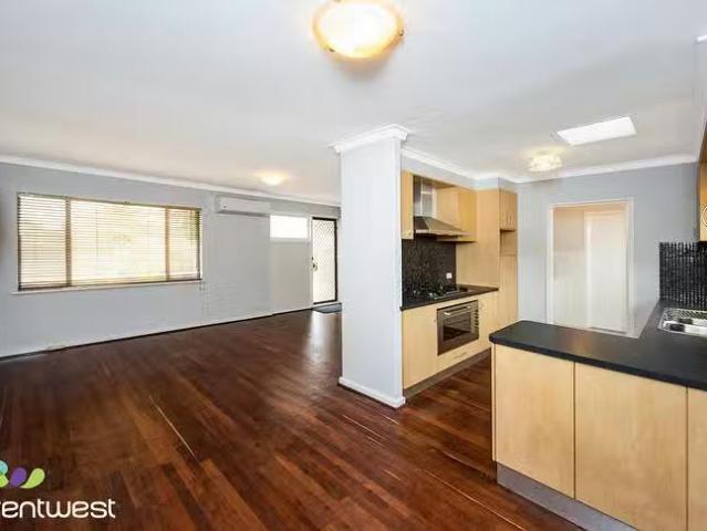 Nice 147 Nicholson Road, Lynwood, WA 6147