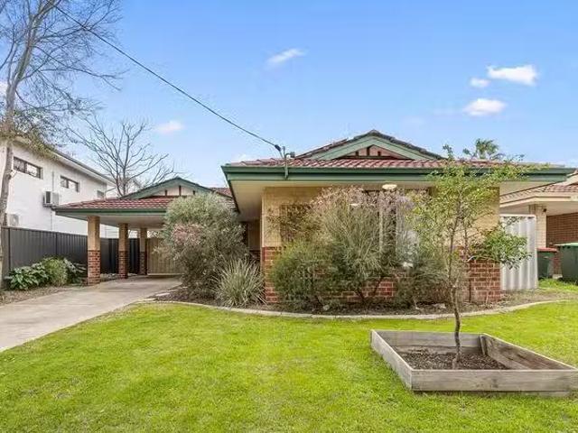 Cozy 141A Fitzroy Road, Rivervale, WA 6103
