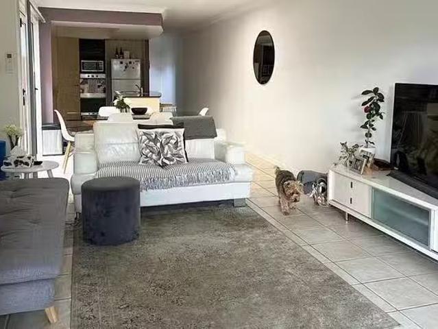 Cozy 141A Sunshine Parade, Miami, QLD 4220