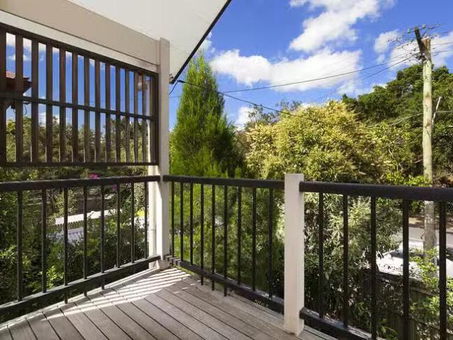 For Rent! 1/430 Bennetts Road, Norman Park, QLD 4170