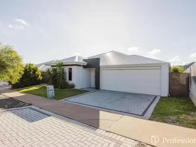 Charming 143 Grassdale Parkway, Ellenbrook, WA 6069