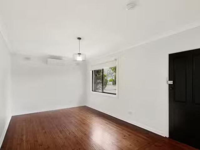 Charming 14 Dorothy Street, Brahma Lodge, SA 5109