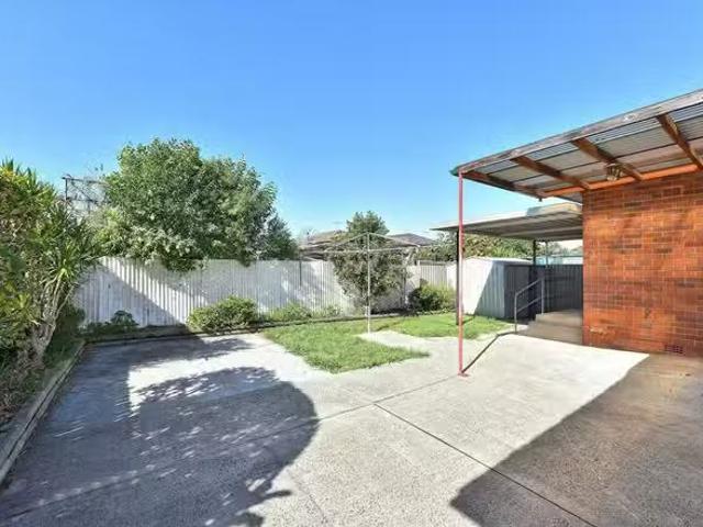 Cheap 14 Fountain Ave, CROYDON PARK, NSW 2133 House for Rent