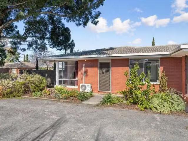 Deal! 1/4 Hammond Street, Clarence Park, SA 5034