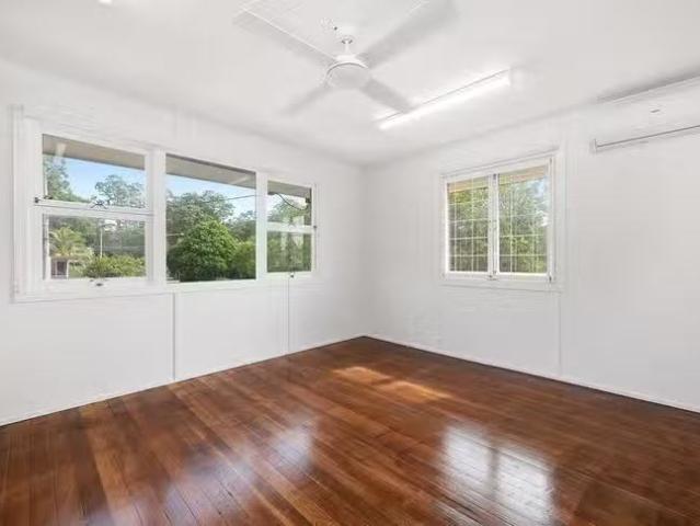 Unique 14 Lencol Street, Mount Gravatt, QLD 4122