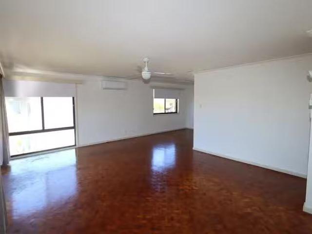 Charming 14 Minamurra Drive, Harrington, NSW 2427
