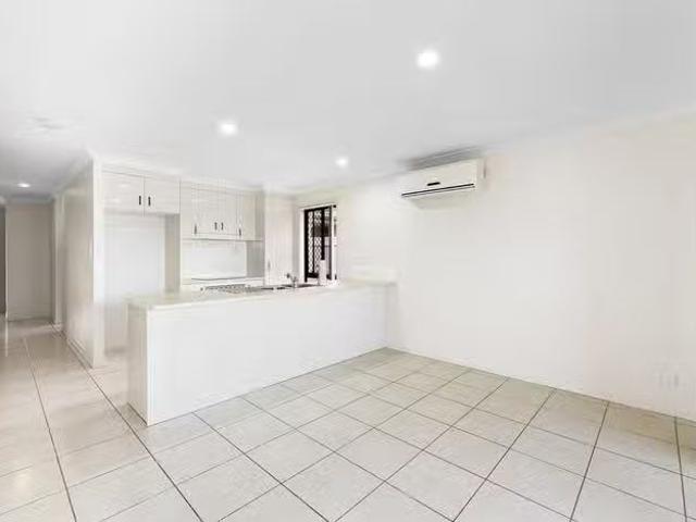 For Rent! 14 Severn Crescent, North Lakes, QLD 4509
