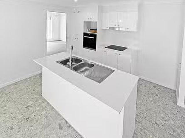 New 1/4 Paroo Street, Plainland, QLD 4341