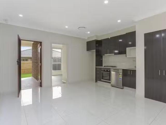 Cozy 14B Toovey Avenue, Oran Park, NSW 2570