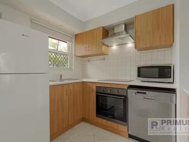 Just in! 15/6 Kintail Road, Applecross, WA 6153