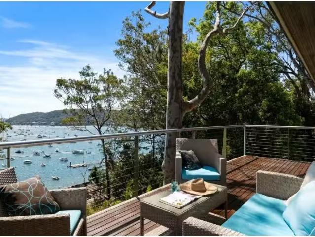 Just in! 150 Cabarita Road, Avalon Beach House for rent Liste.