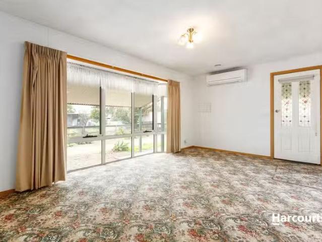 Unique 150A Emmersons Road, Lovely Banks, VIC 3213 Unit for.