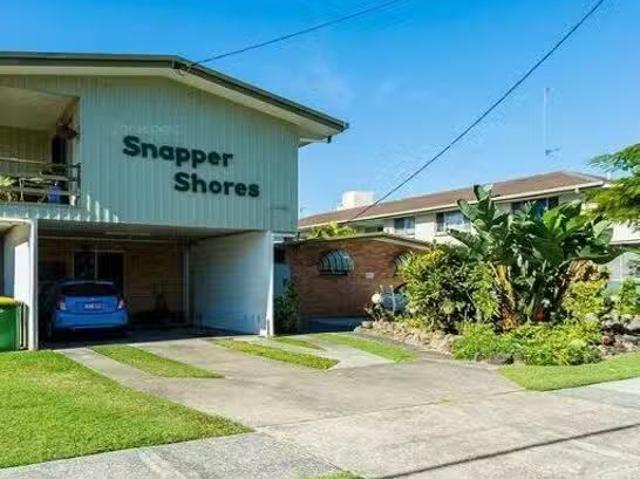 Nice 1/53 Back Street, Biggera Waters, QLD 4216