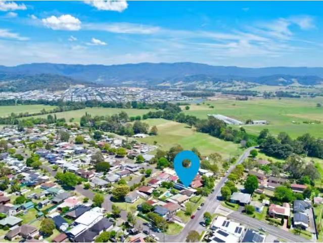 Unique 15 Calderwood Road, Albion Park House for rent Listed.