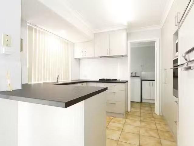 Nice 1/5 Cambridge Crescent, East Bunbury, WA 6230