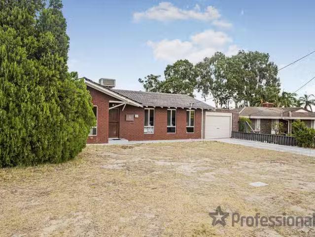 Rental! 15 Balgonie Avenue, Girrawheen, WA 6064