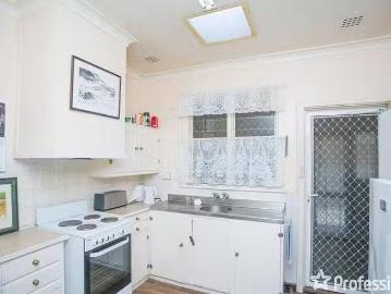Cozy 15 New Bond Street, Midland, WA 6056