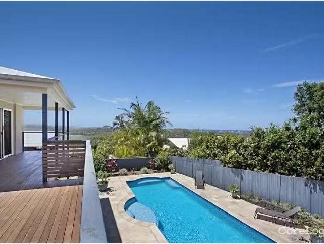 Cozy 15 Stott Street, TWEED HEADS WEST House for rent Listed.
