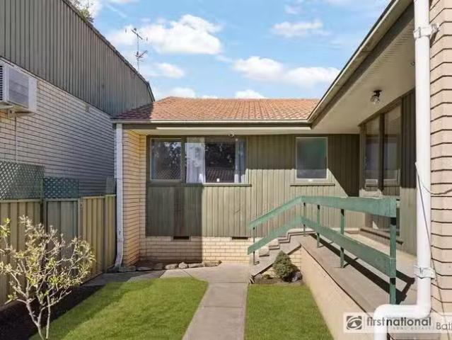 For Rent! 15 Rivett Place, Kelso, NSW 2795