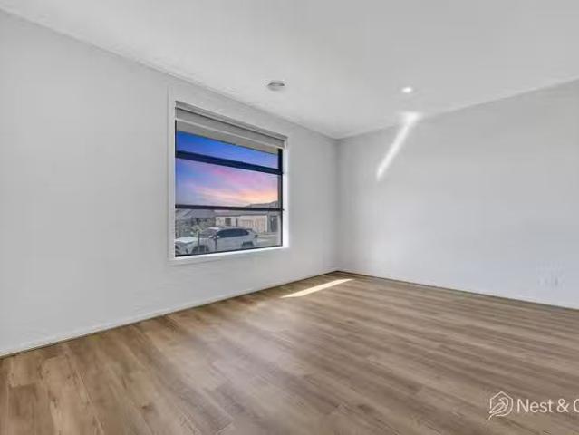 Cheap 15 Yorkville Road, Kalkallo, VIC 3064
