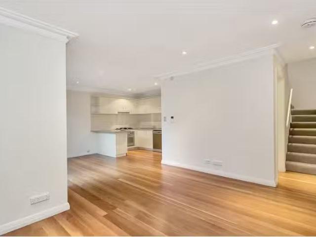 Unique 165 Malabar Road, South Coogee Townhouse for rent List.