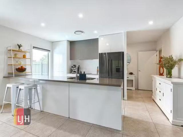Nice 165 Queens Road, Nudgee, QLD 4014