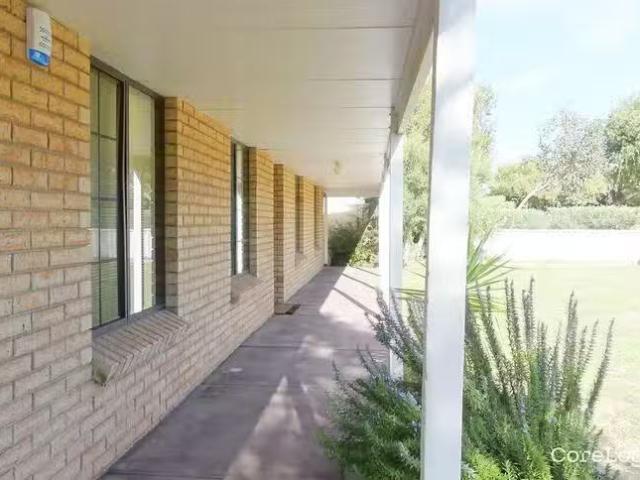 For Rent! 168 Watts Road, Wilson, WA 6107