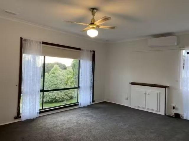 Deal! 1/60 Summerhill Road, Reservoir VIC 3073 House For Lease