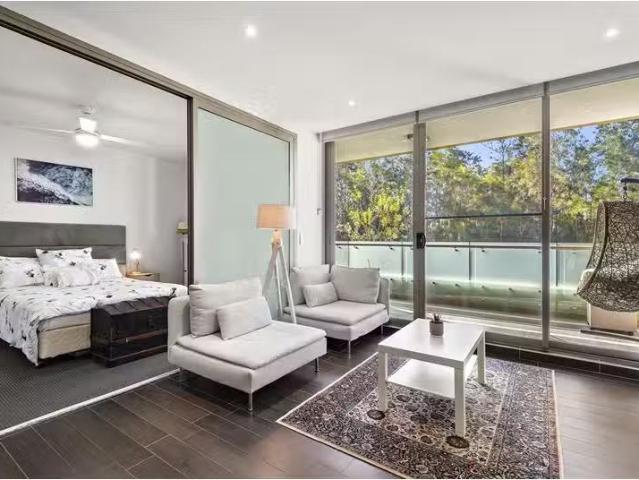 Charming 161/18 Boondah Road, Warriewood Apartment for rent L.