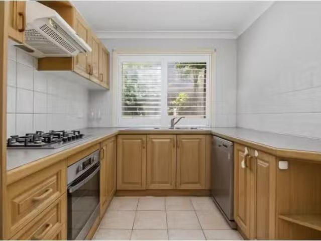 For Rent! 16/17 Conie Avenue, BAULKHAM HILLS Townhouse for ren.