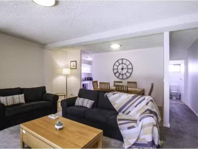 Cheap 1/616 Griffith Street, ALBURY Apartment for rent Listed.