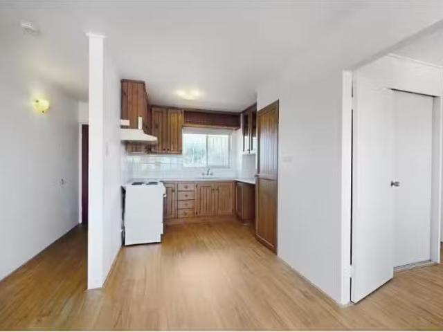 Unique 16/179 Kennigo Street, SPRING HILL Apartment for rent.