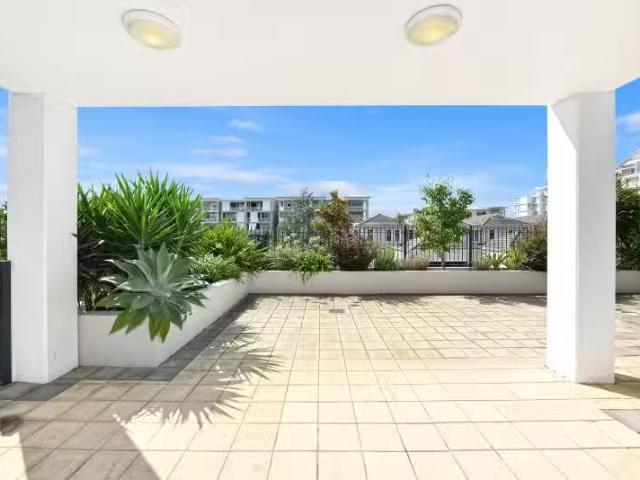 New 16/1 Juniper Drive, Breakfast Point NSW 2137