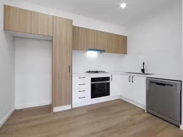 Just in! 1/637 Stud Road, Scoresby, VIC 3179