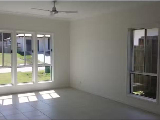 Cheap 16 Flintwood Street, Rural View QLD 4740