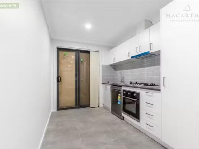 New 1/6 Lockett Place, Tolland House for rent Listed by Leasi.